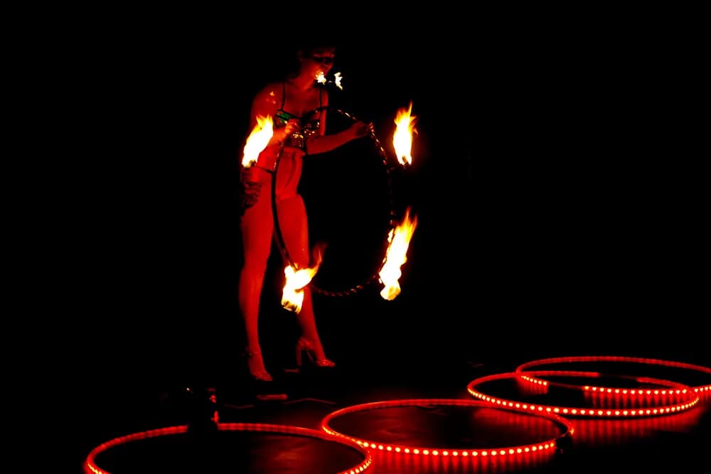 Heidi Hickling Moore, Fire Hula act, Cirque Du Chennai 2025